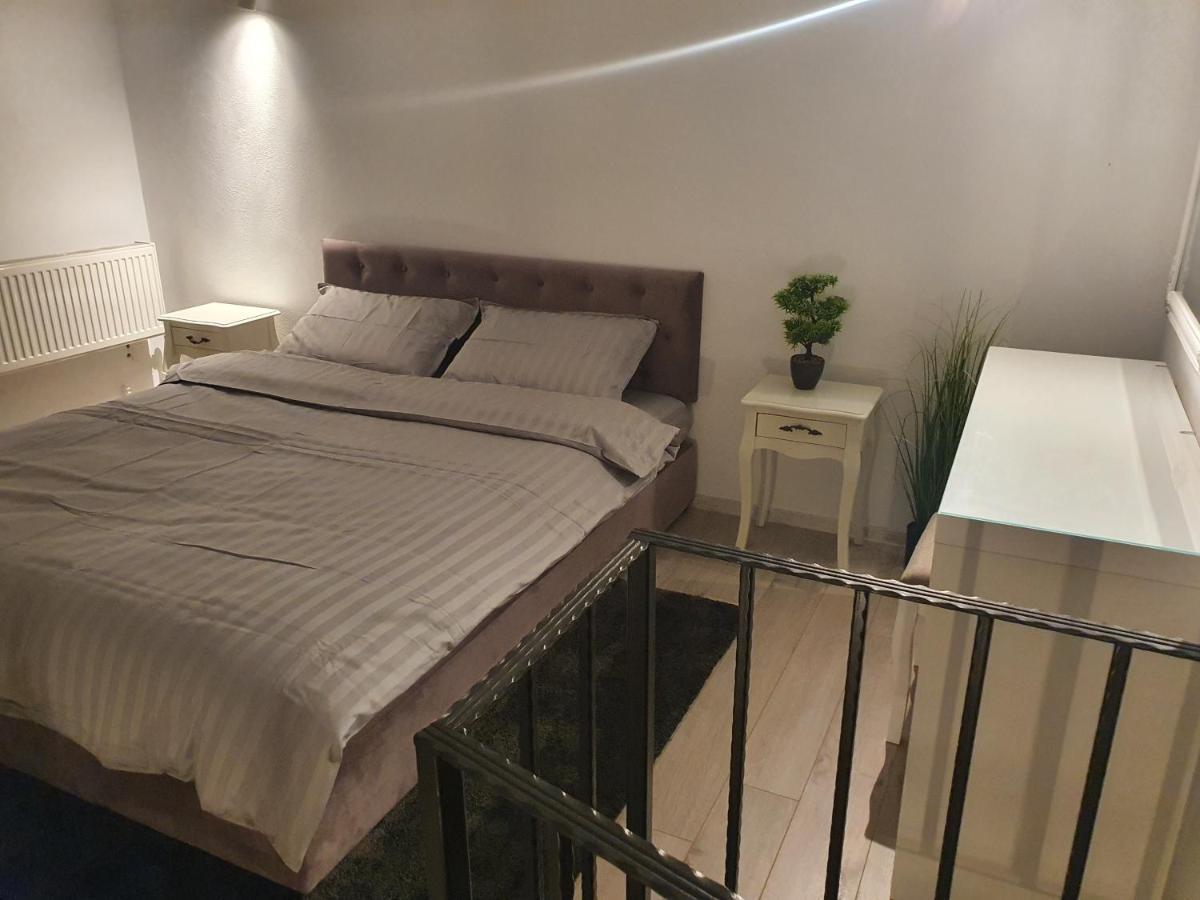 Pensiunea Relax Curtea De Arges Ngoại thất bức ảnh